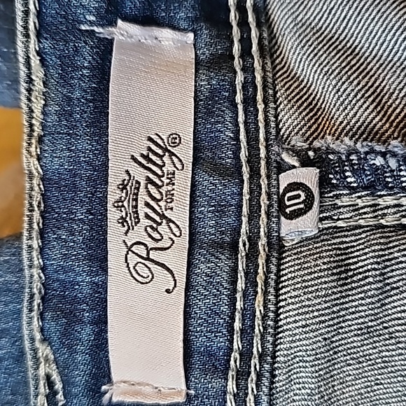 Royalty Stretch Denim Jeans. Size 10. Inseam 29". - Picture 4 of 5